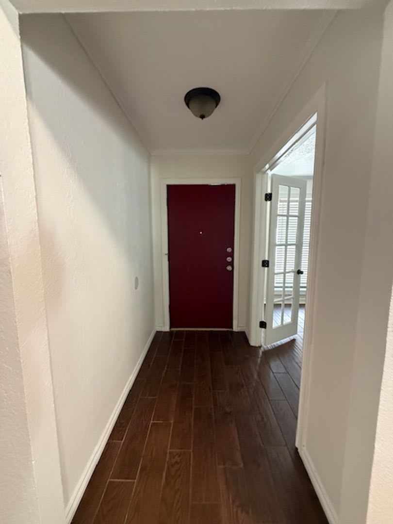 4608 Oak Knoll Street – photo 2