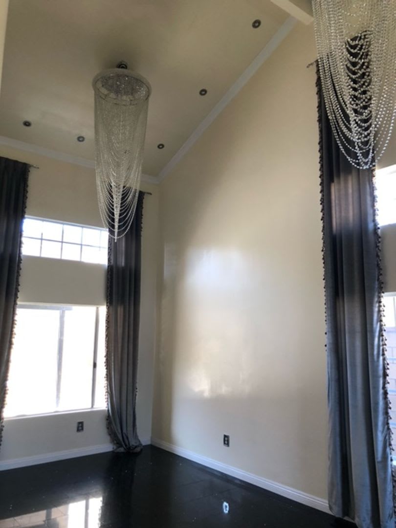 Absolutely stunning, decked out pool home in Corona won't last! – photo 5