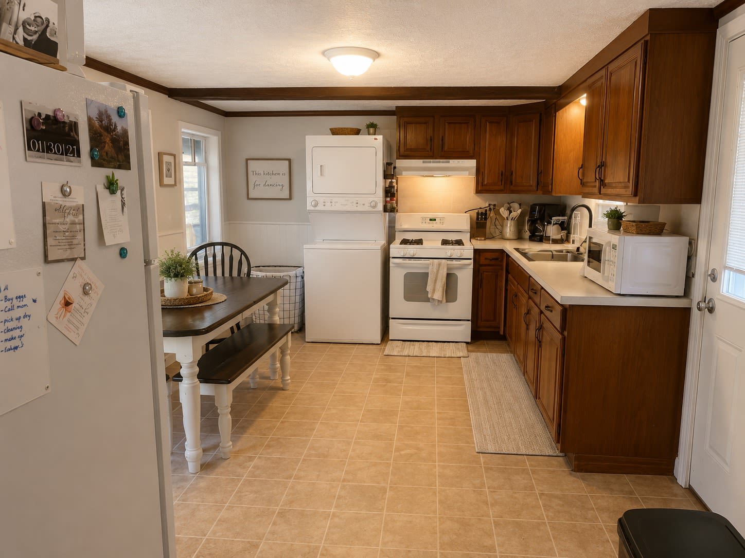 258 West Walnut Street 2 – photo 5