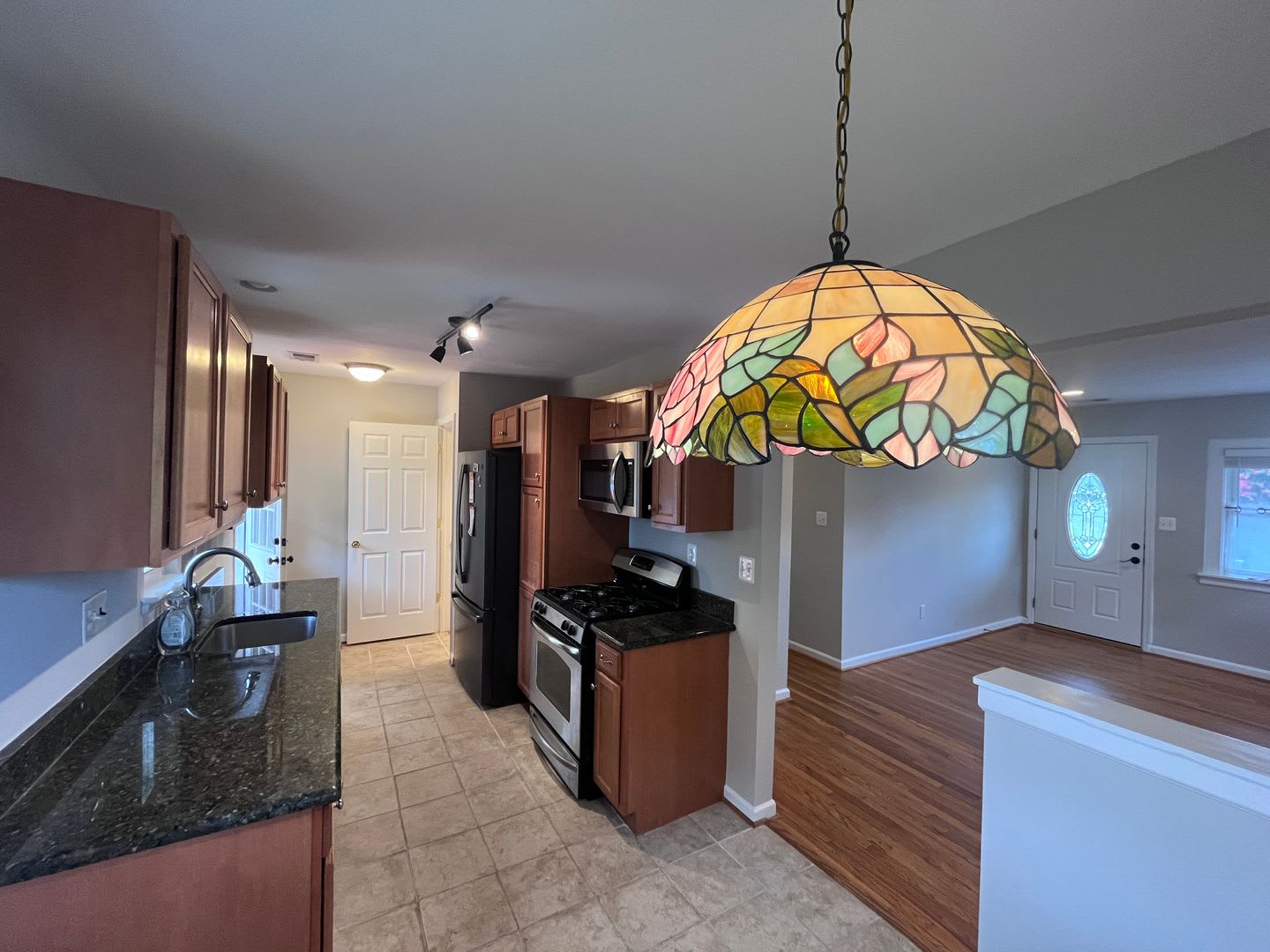 Gorgeous Rarely Available 5Br 3Ba Home In Desirable Broyhill Park – photo 3