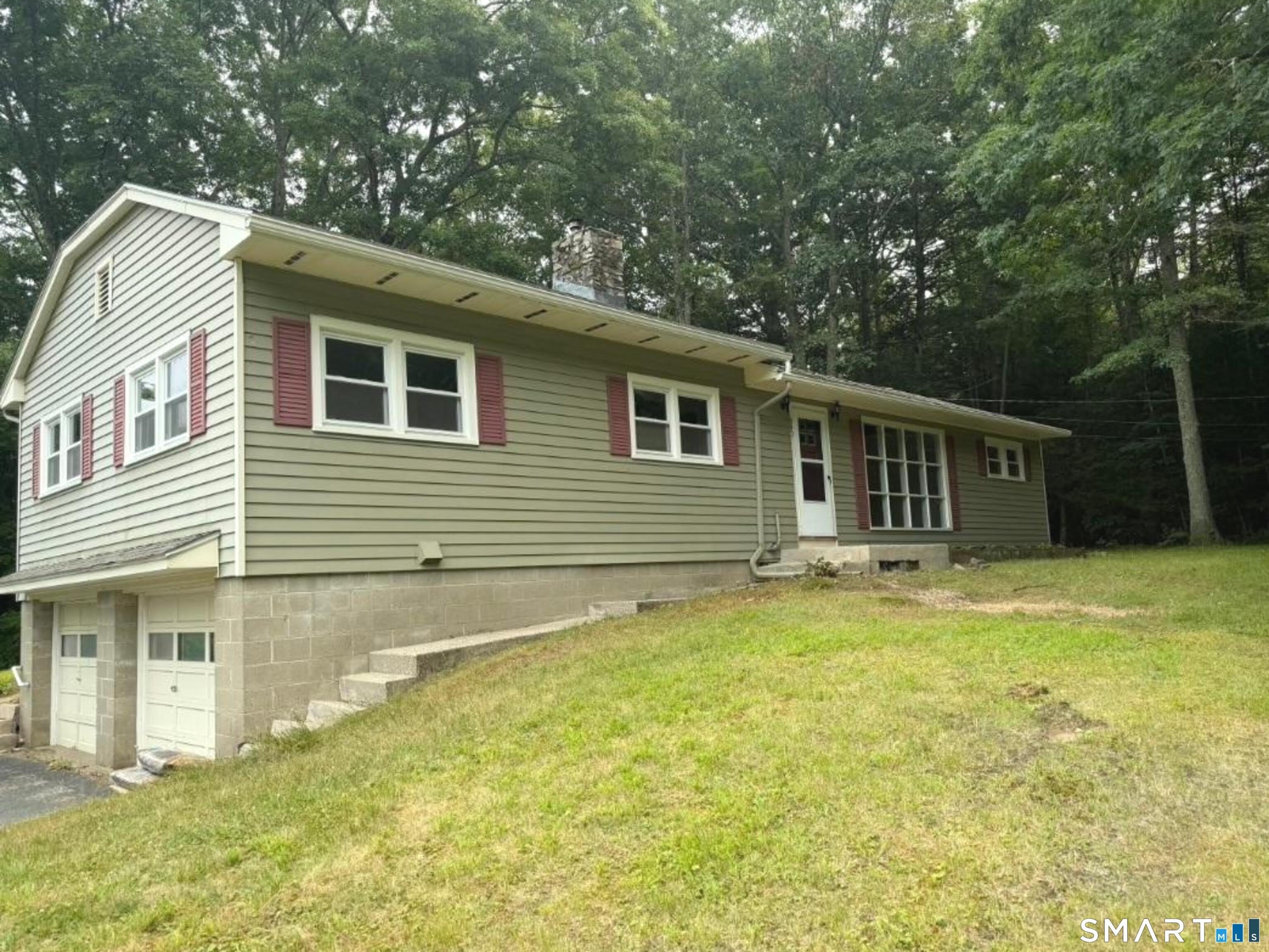 650 Main Street N – photo 1