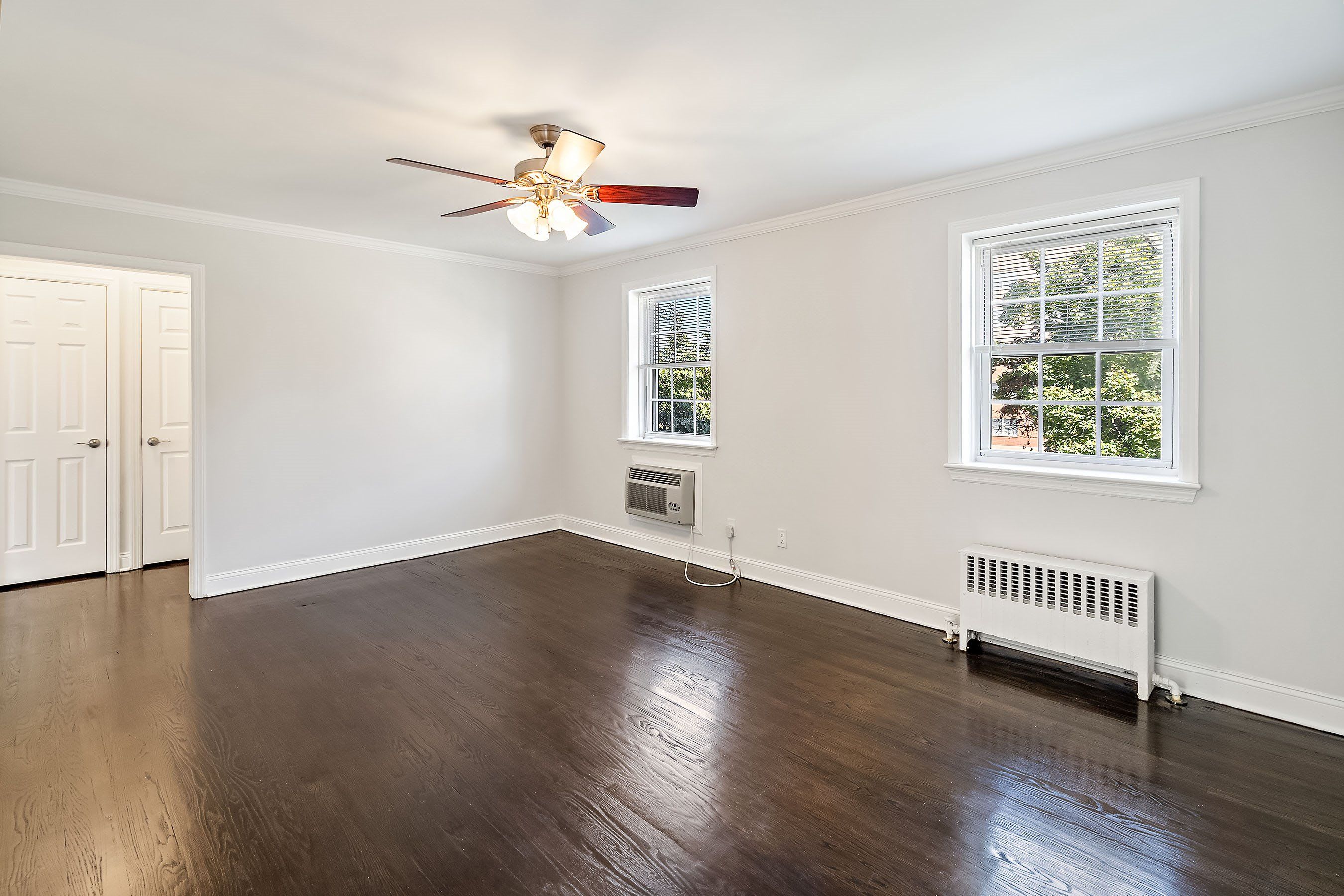 Mary Ann Apts – photo 3