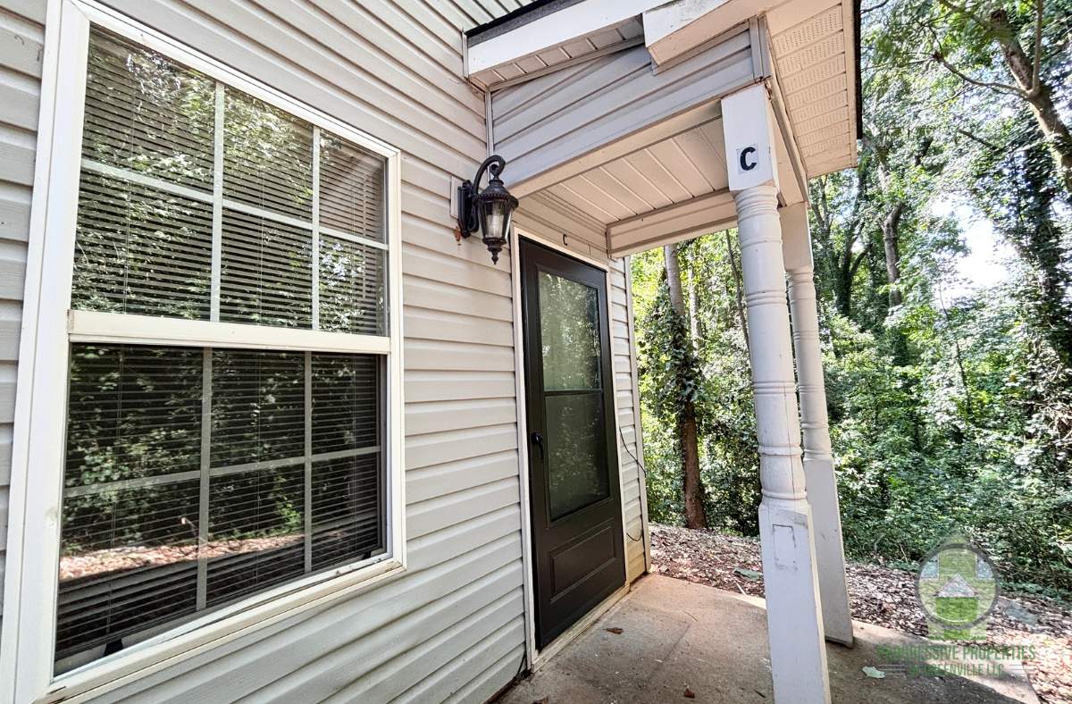 129 Harrington Avenue – photo 1