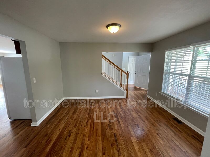518 Amber Crest Ct. – photo 4