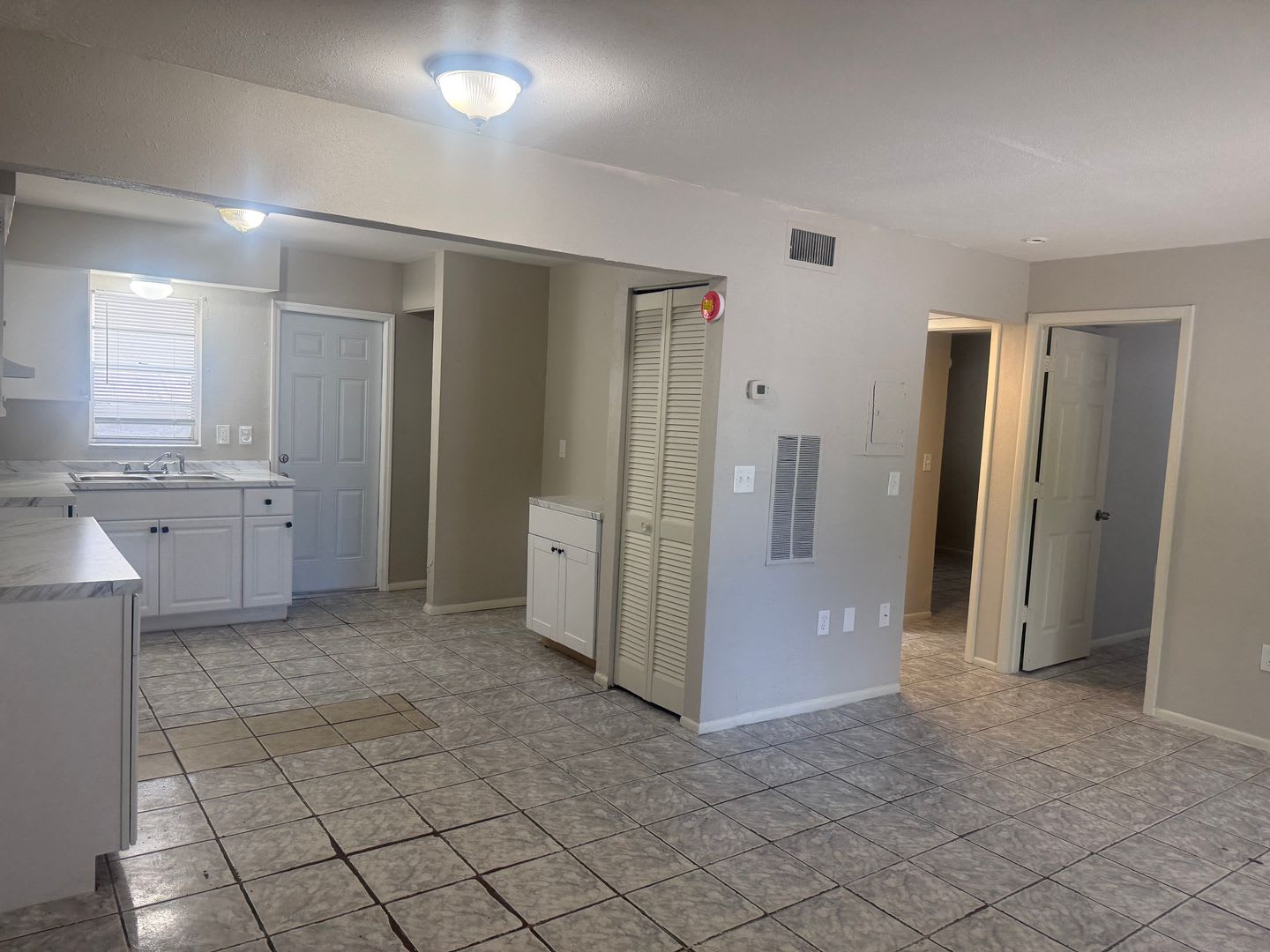 KAI9s 7plex 925 33rd Ave W Bradenton – photo 2