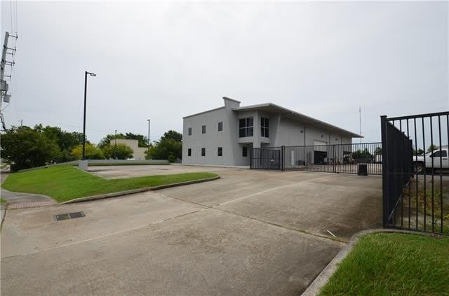 128 Hector Avenue – photo 1