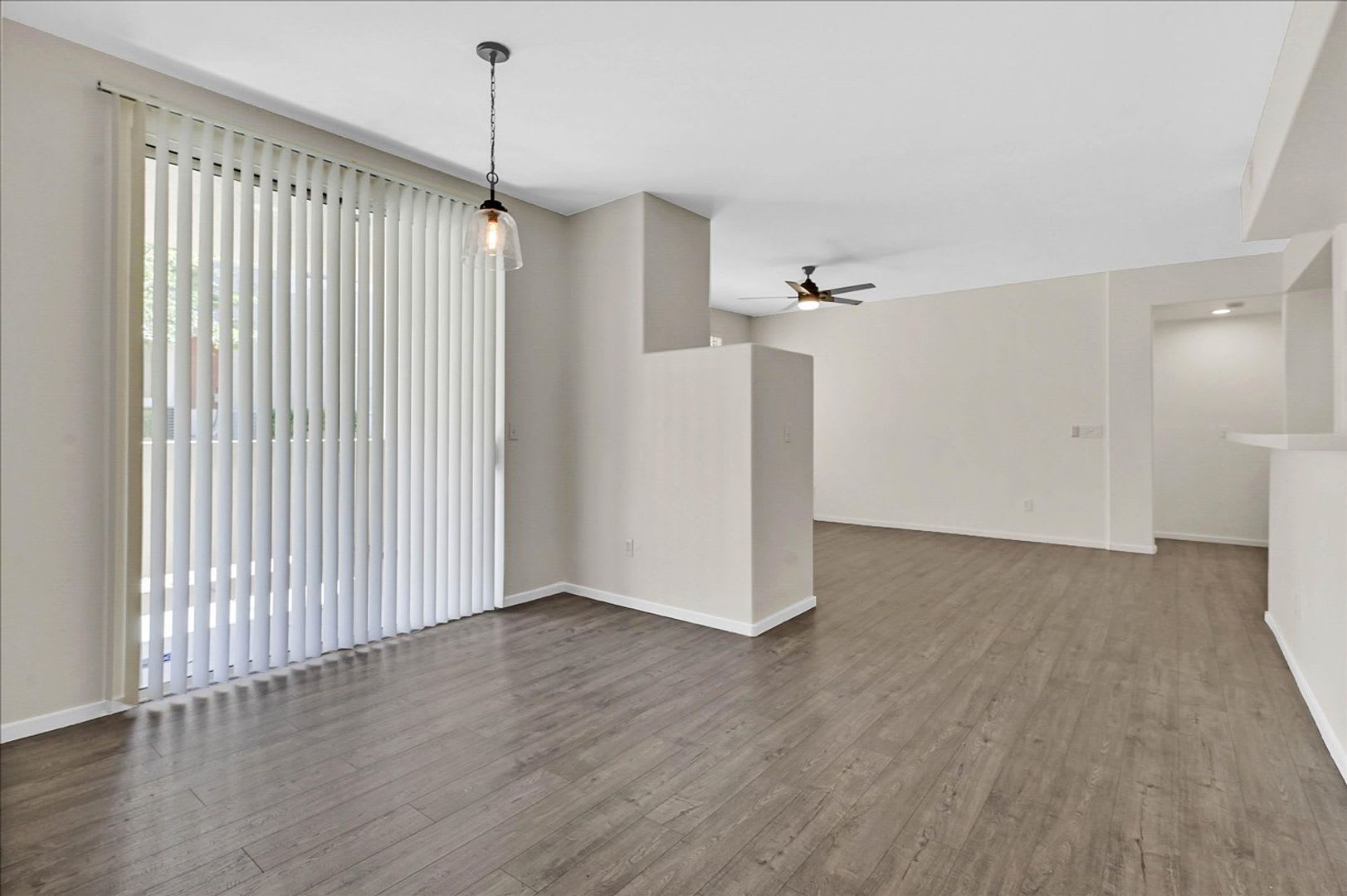 Beautiful 2-Bedroom Condo in Downtown Summerlin! – photo 5