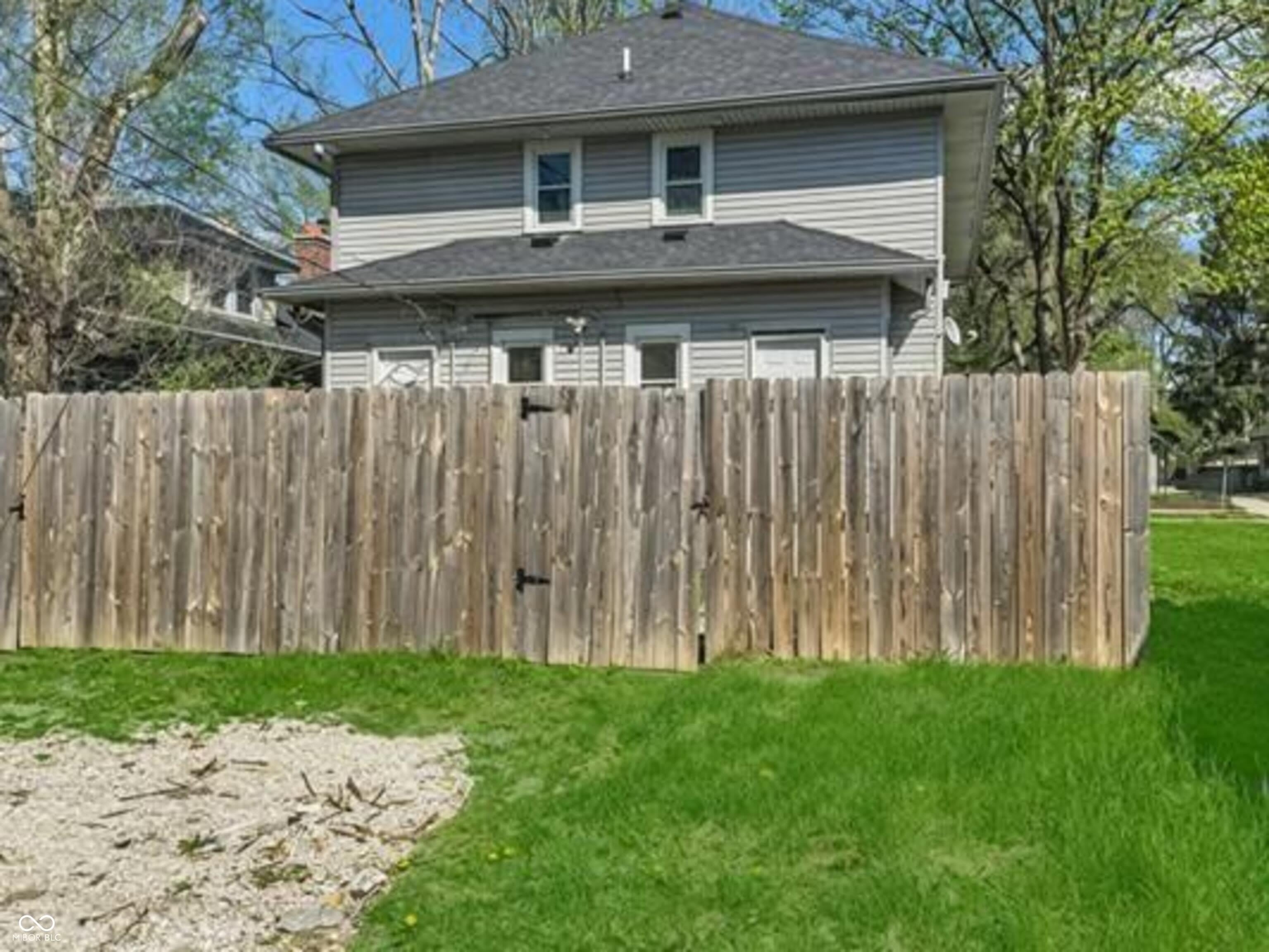 4040 N College Avenue – photo 2