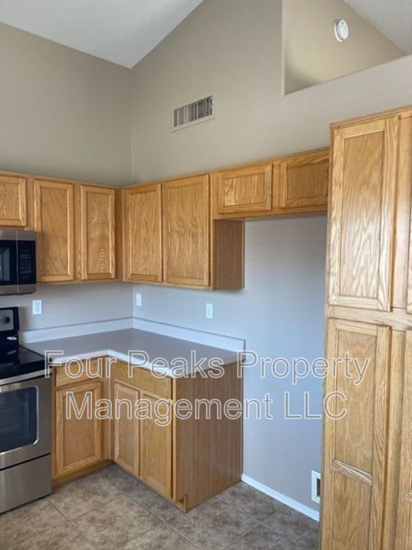 11531 E. Covina St. (MI) – photo 4