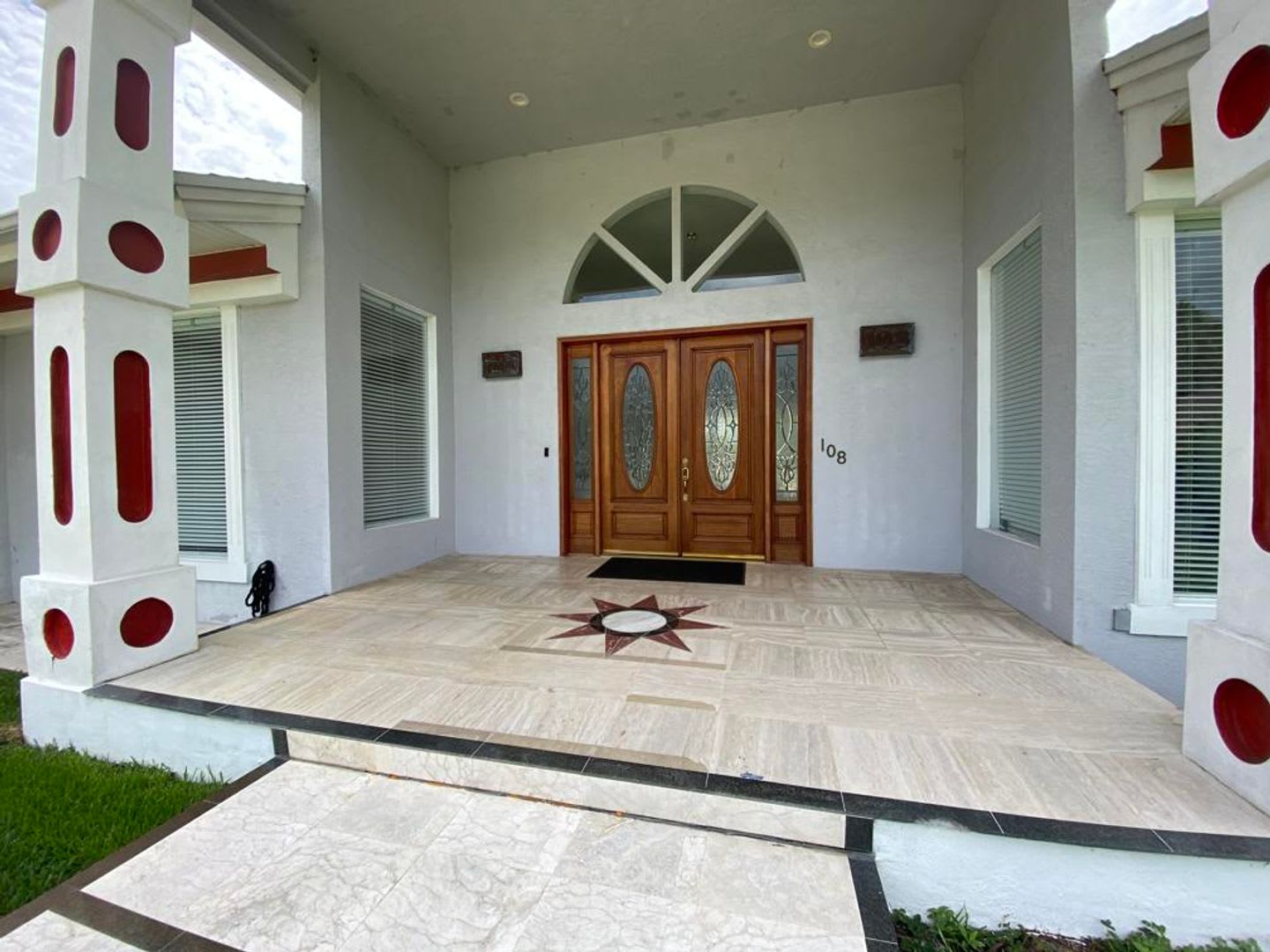 Spacious 3/2 with In-Law Suite – photo 2
