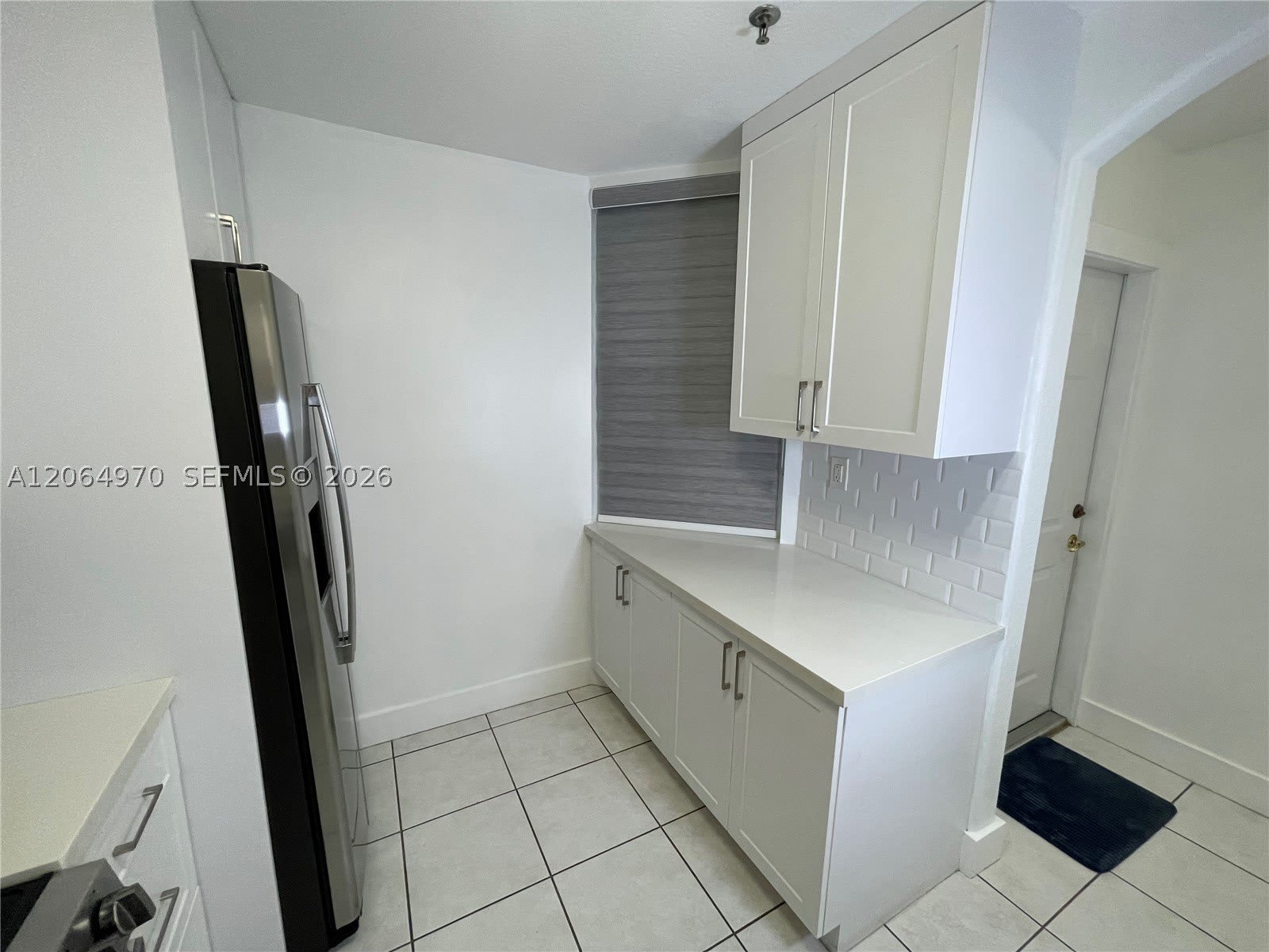 905 NW 82nd Ave – photo 5