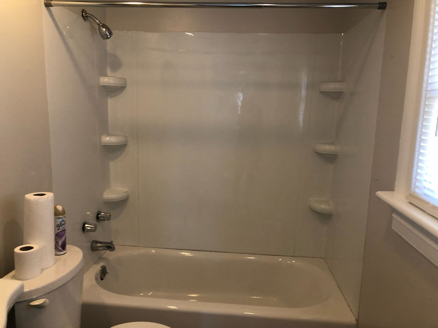 2 Bedroom House Near E C Glass High School – photo 5