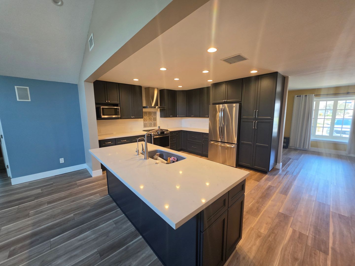 4 Bedroom 3 Bath Home With Family Room – photo 4