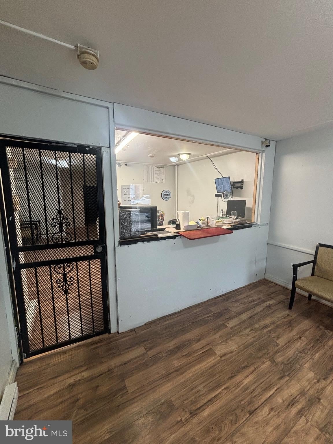3105 N FRONT Street – photo 3