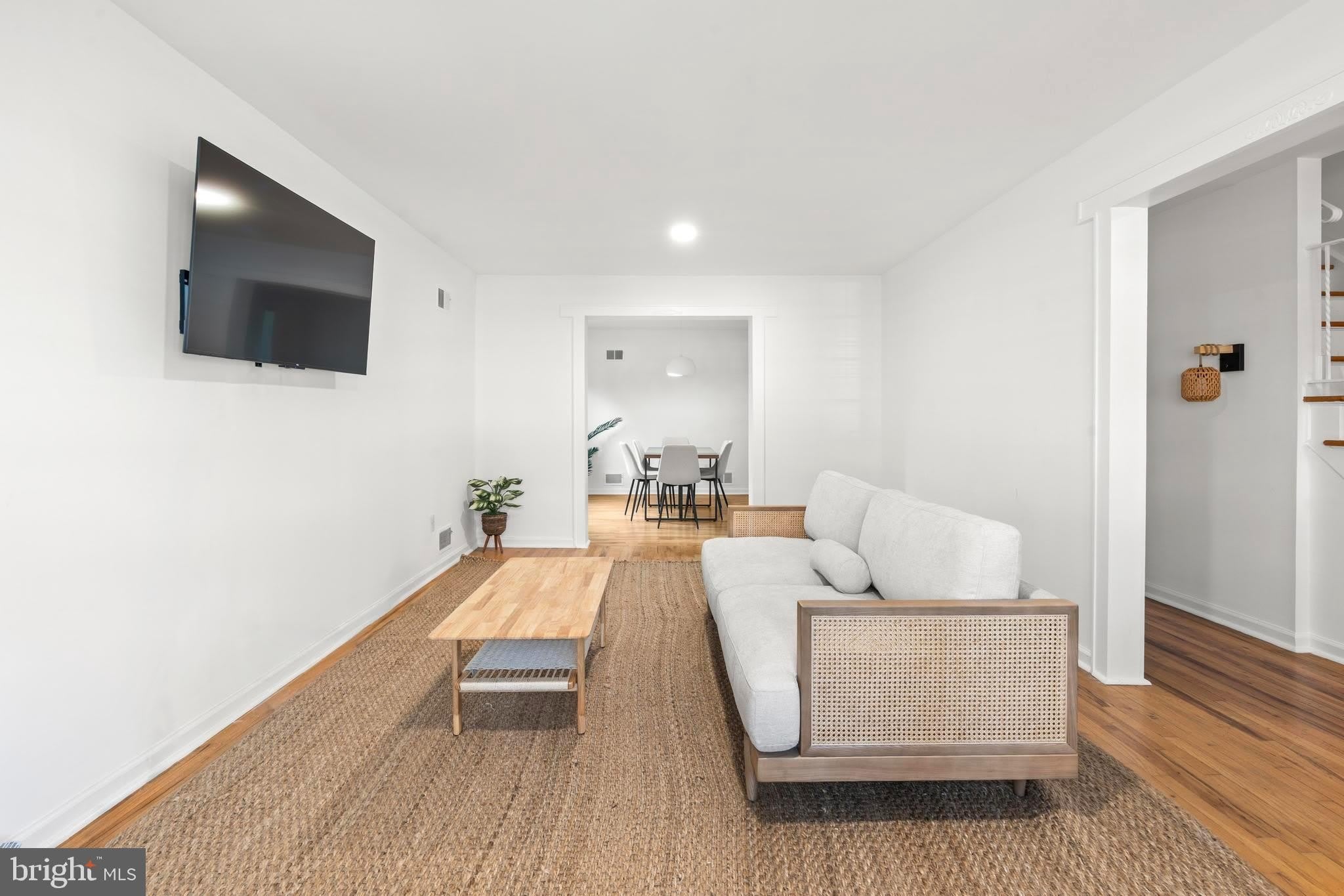 282 CLERMONT Terrace – photo 3