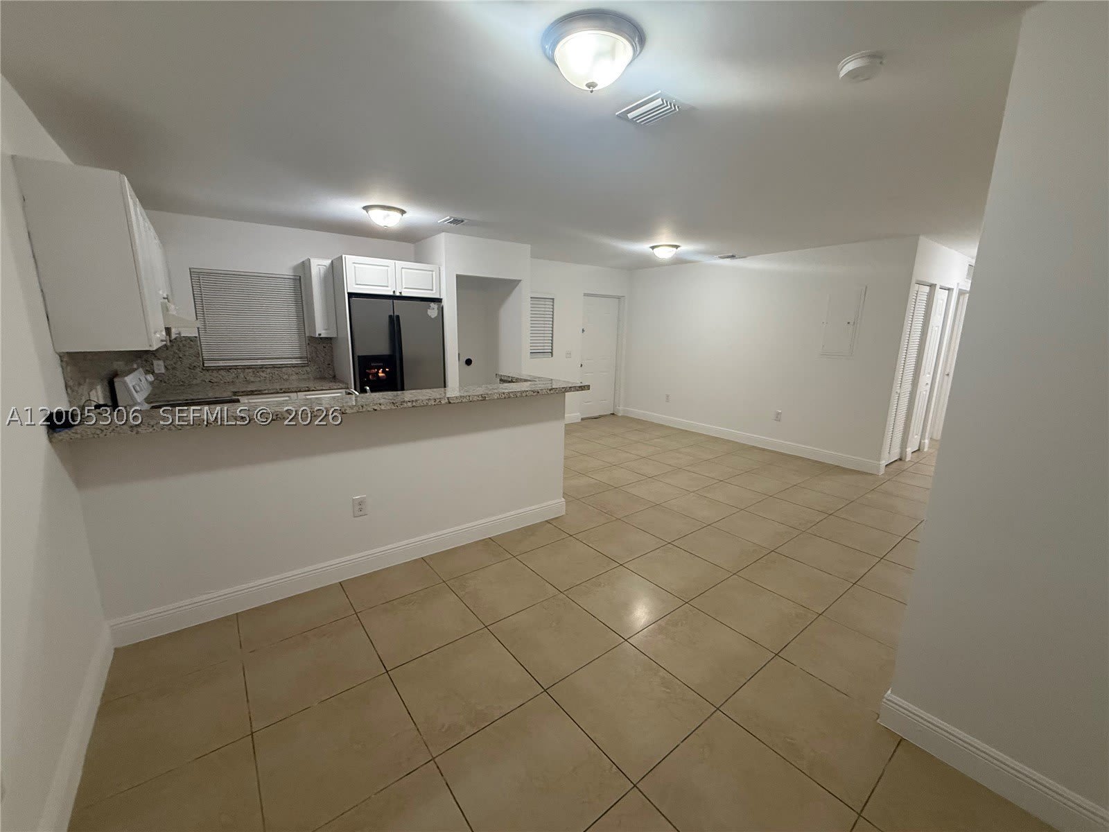 1565 NW 47th St – photo 2