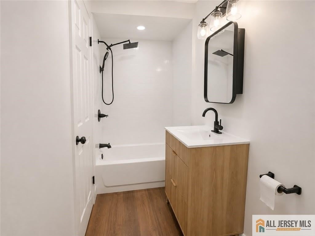 52 Park Avenue – photo 5