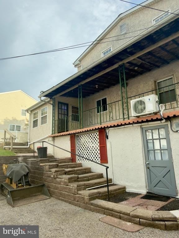 422 W 6TH AVENUE – photo 4