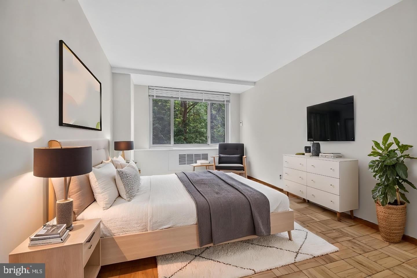 4200 CATHEDRAL Avenue NW – photo 4