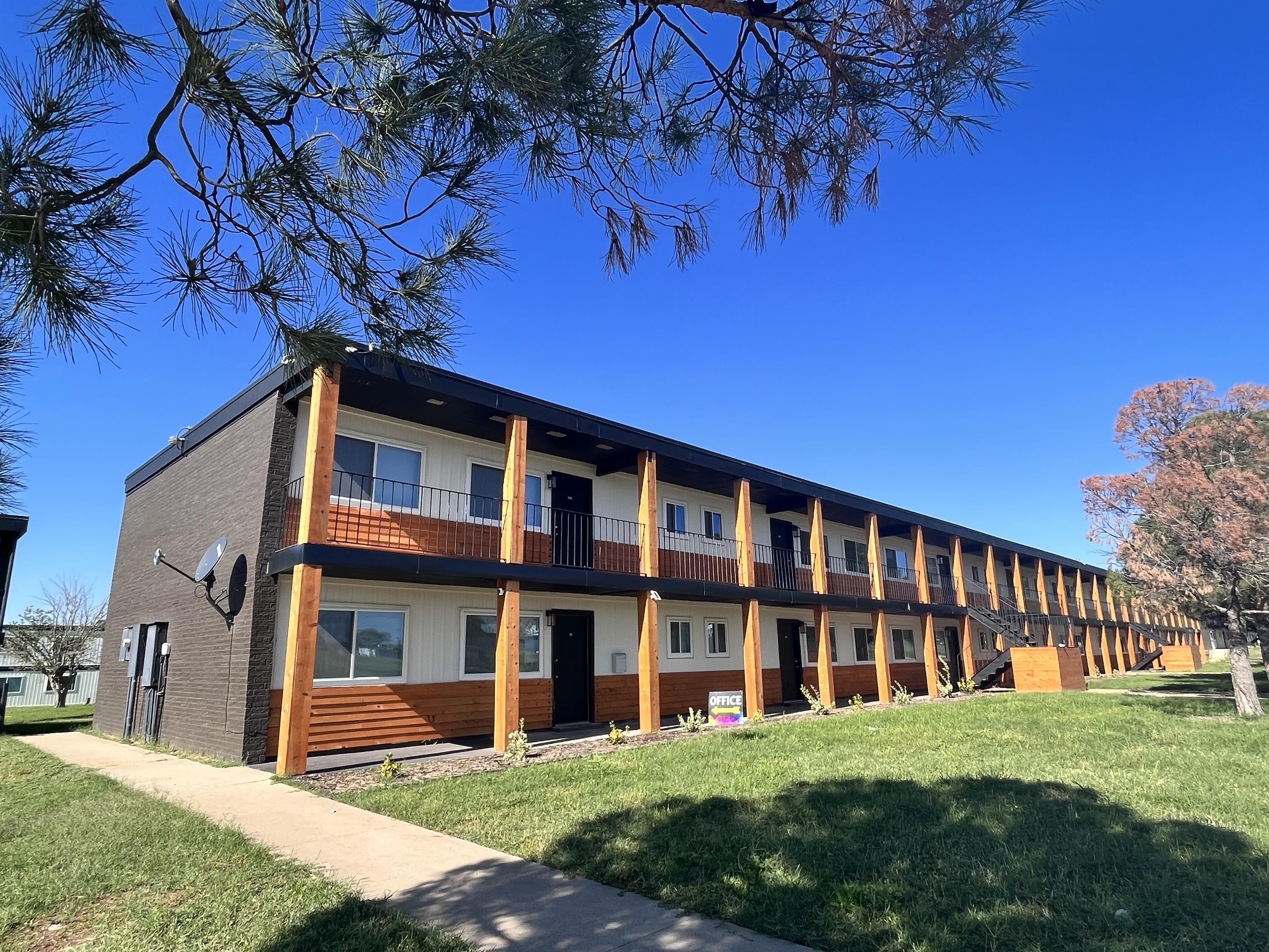 1016 Adams Avenue B2Cbuilding B – photo 1