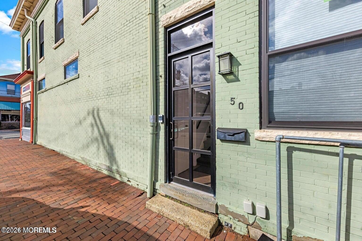 160 Monmouth Street – photo 1