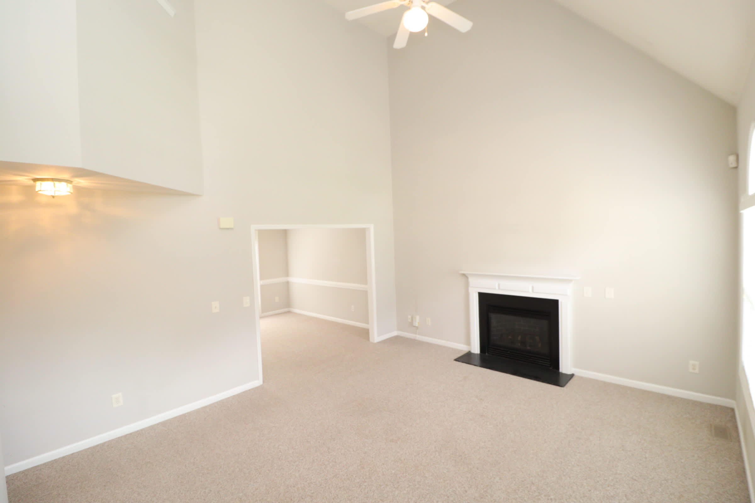 510 Wheeling Cir – photo 2