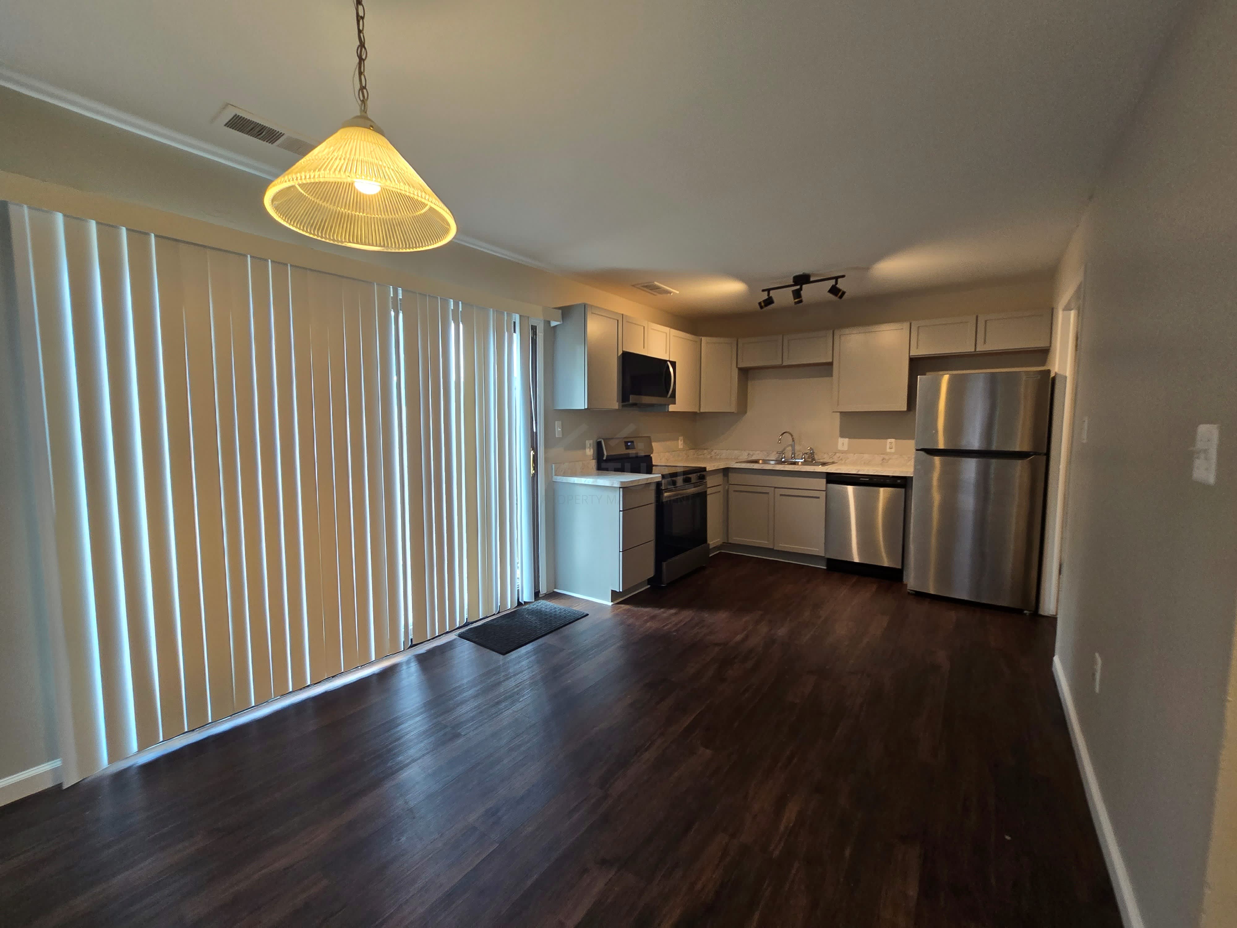 23568 Lahser Rd – photo 4