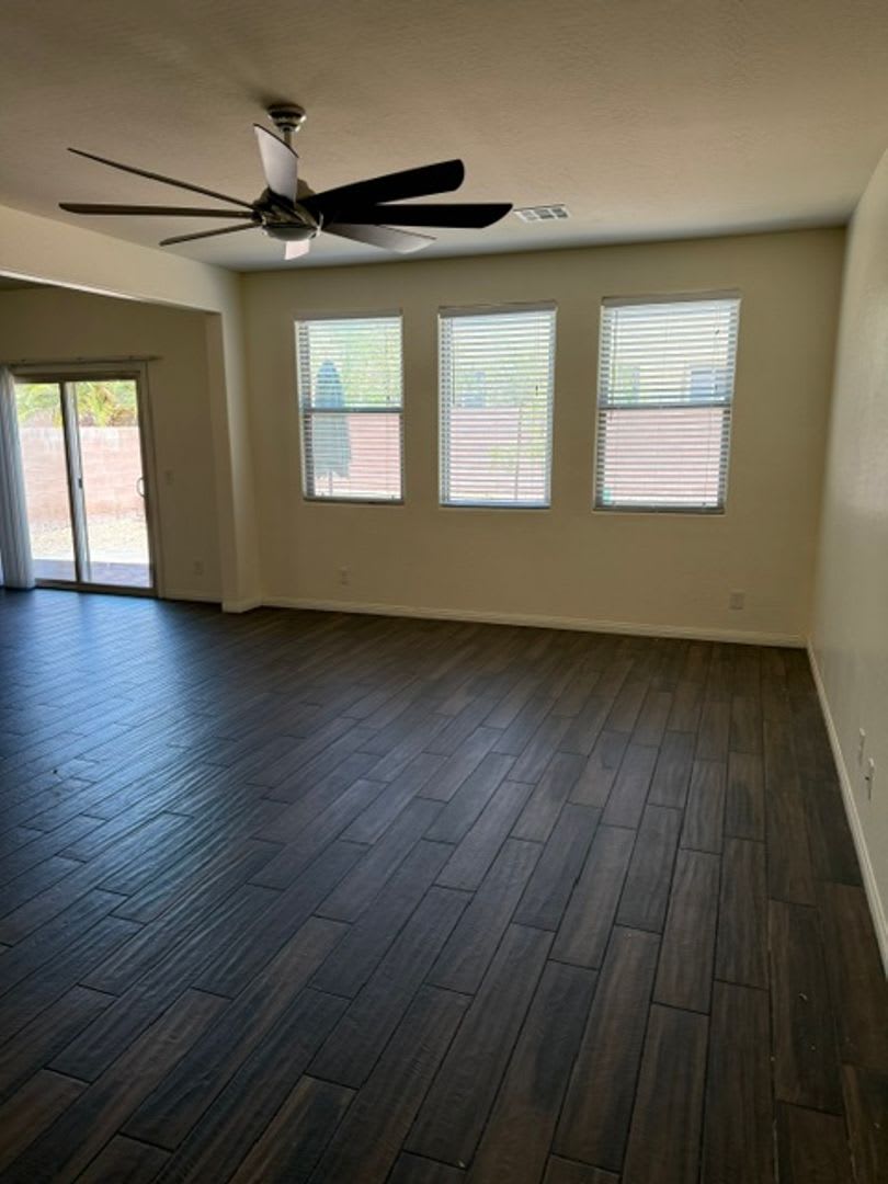 3 Bed Located in Gated Community – photo 4