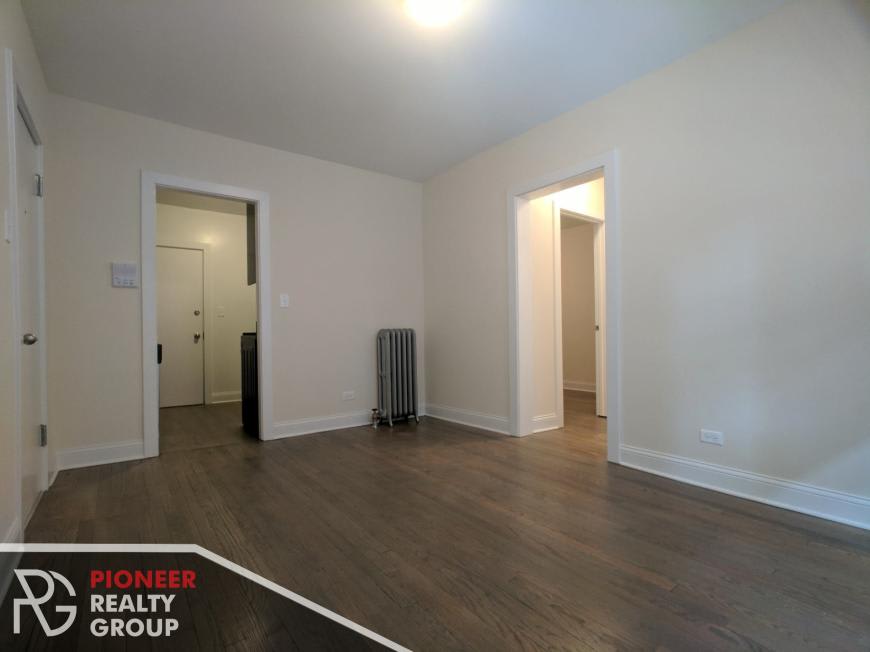 2645 North Spaulding Ave. – photo 2