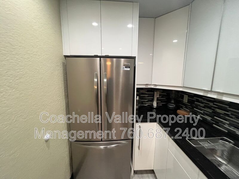 2821 Los Felices Cir – photo 2