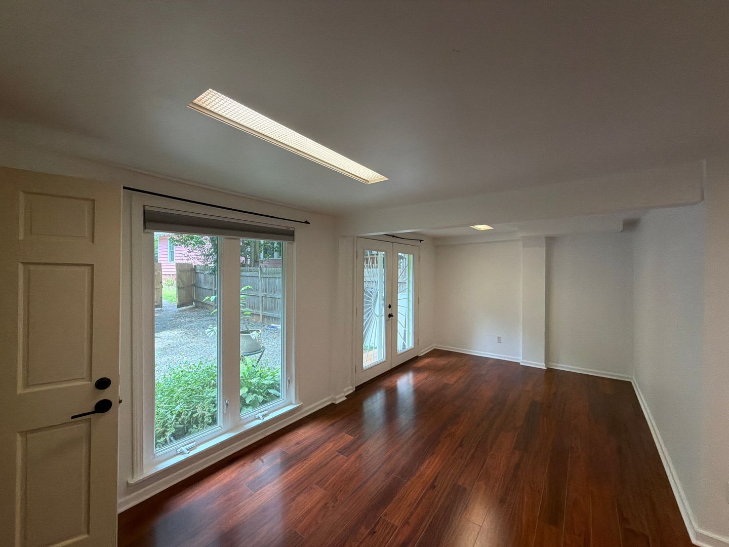 Awesome ADU in Wesley Heights! – photo 4