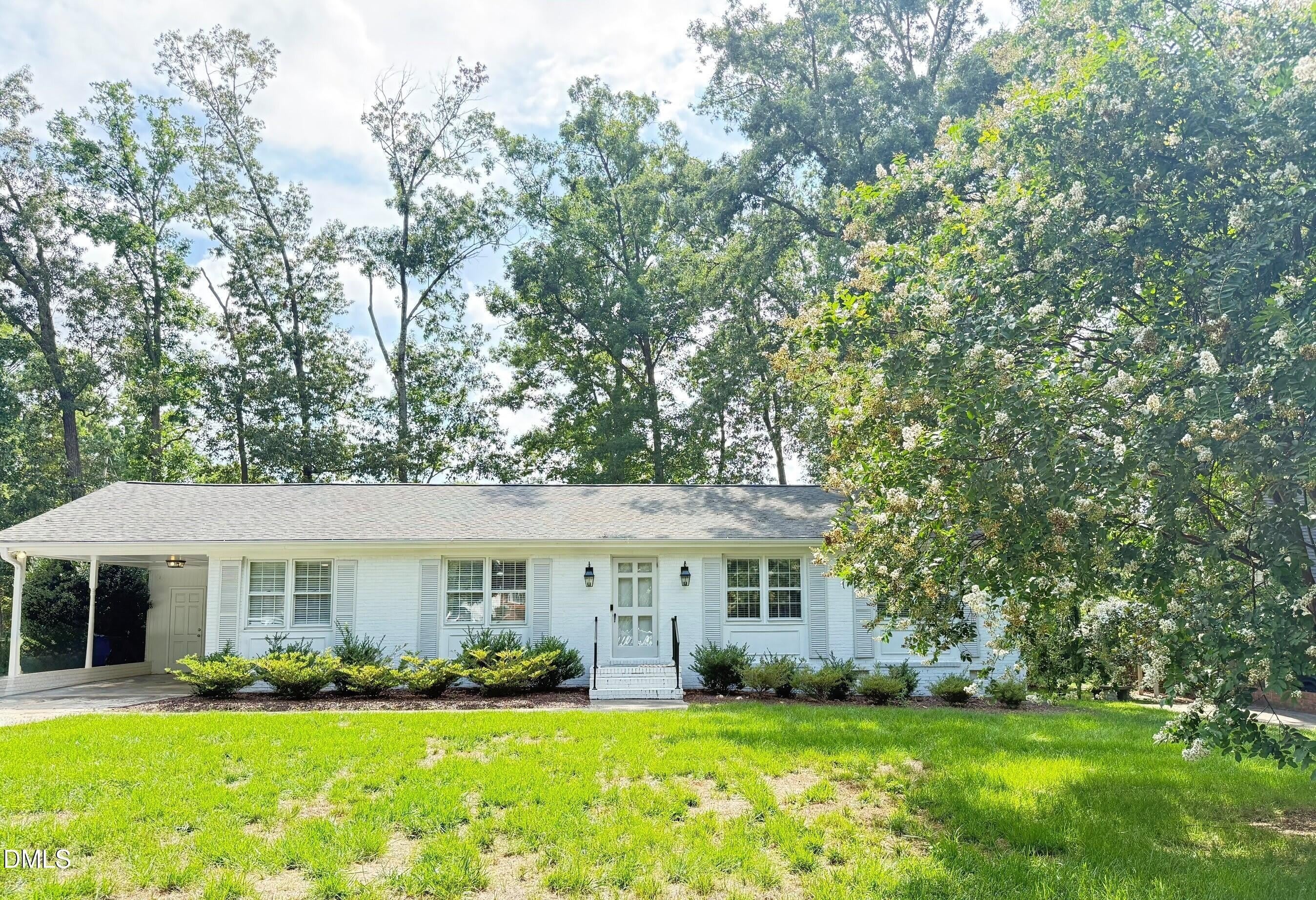 212 Sampson Street – photo 1