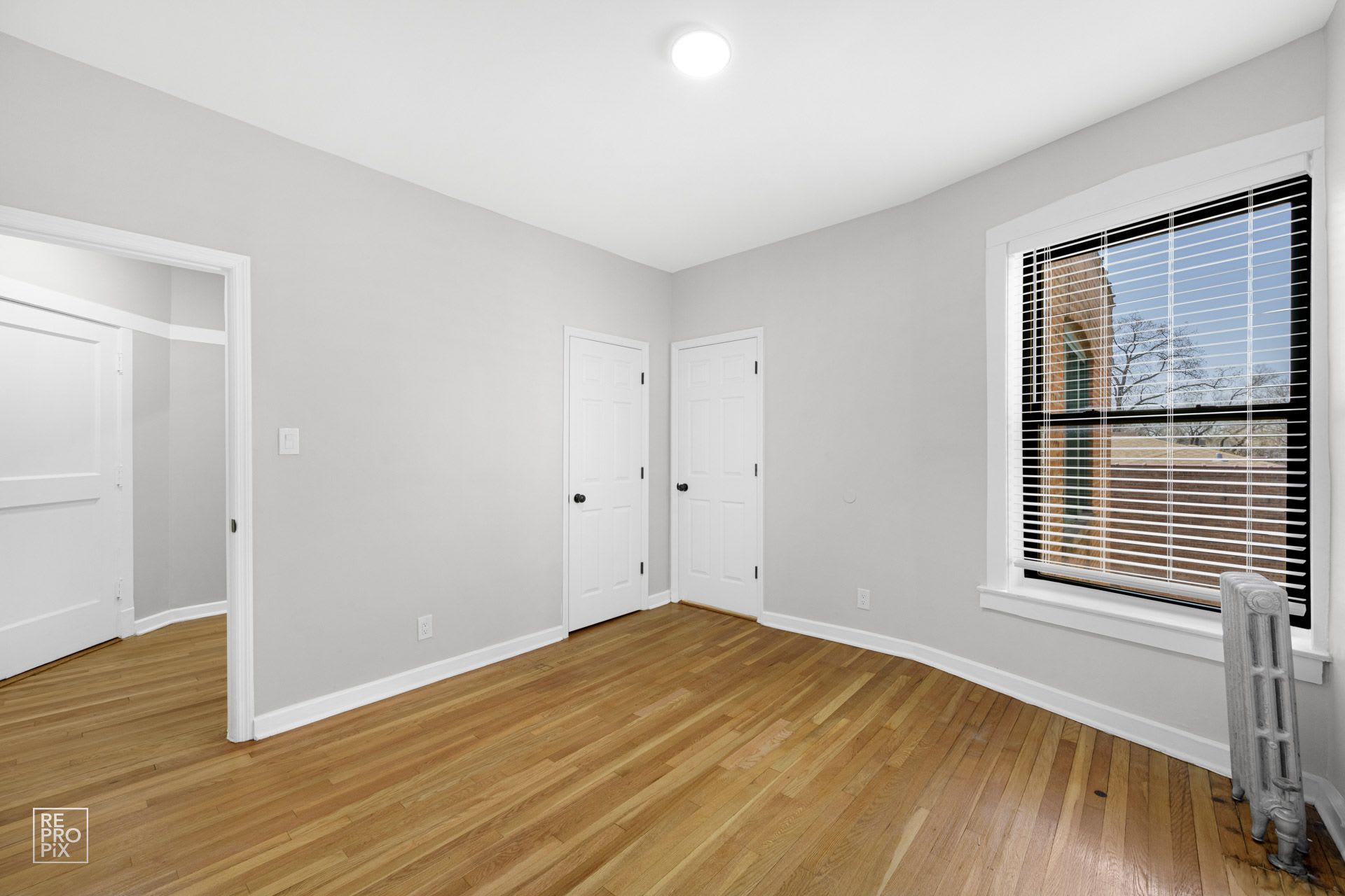 2826 E 76th Pl – photo 5