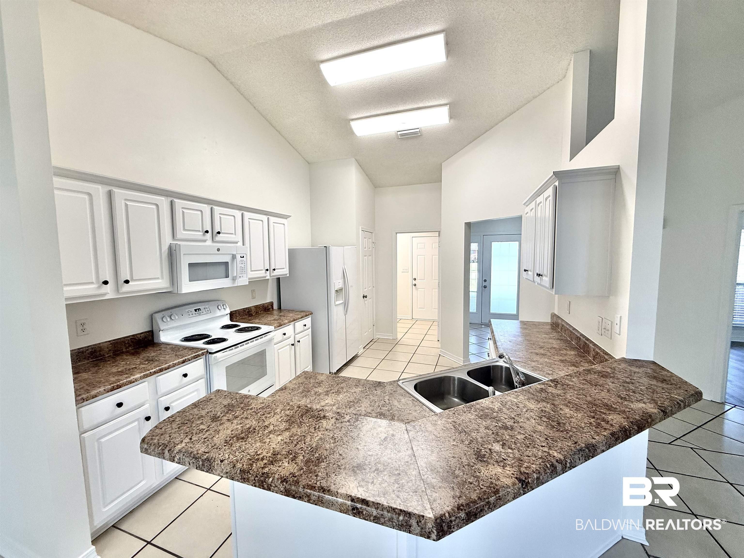2482 W Ashford Park Drive – photo 3