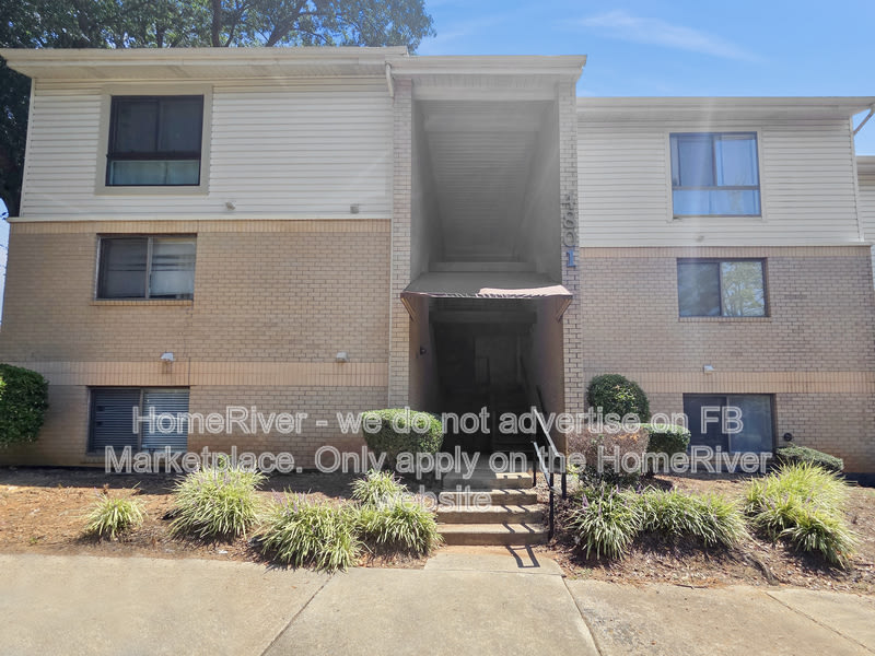 4801 Spring Lake Dr – photo 2