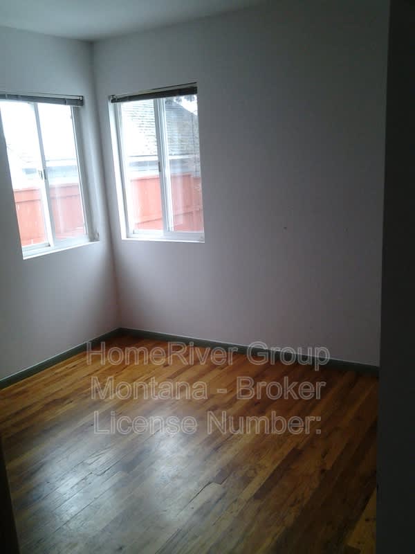 2623 S Higgins Ave – photo 5
