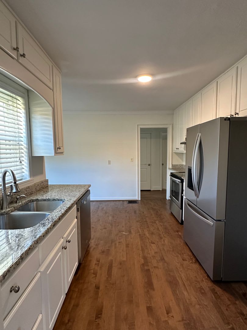 2 Bedroom Cottage in Gainesville! – photo 5