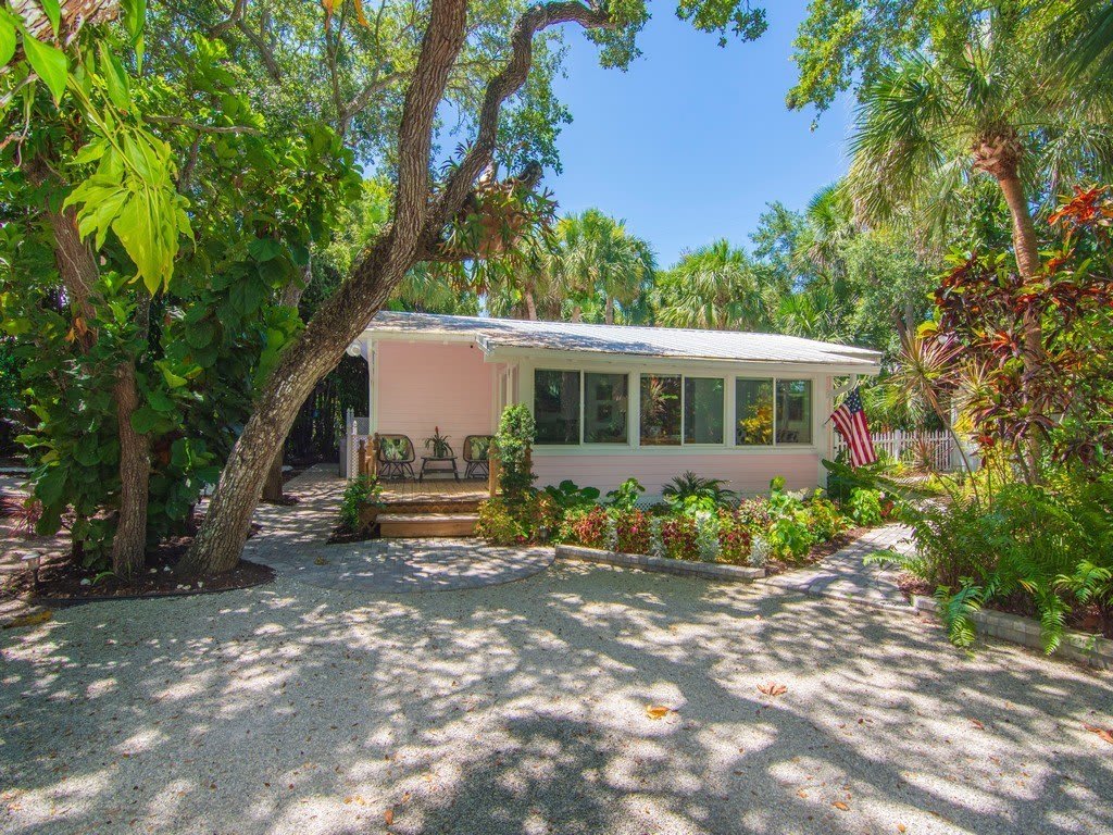 1930 W Shell Lane – photo 1