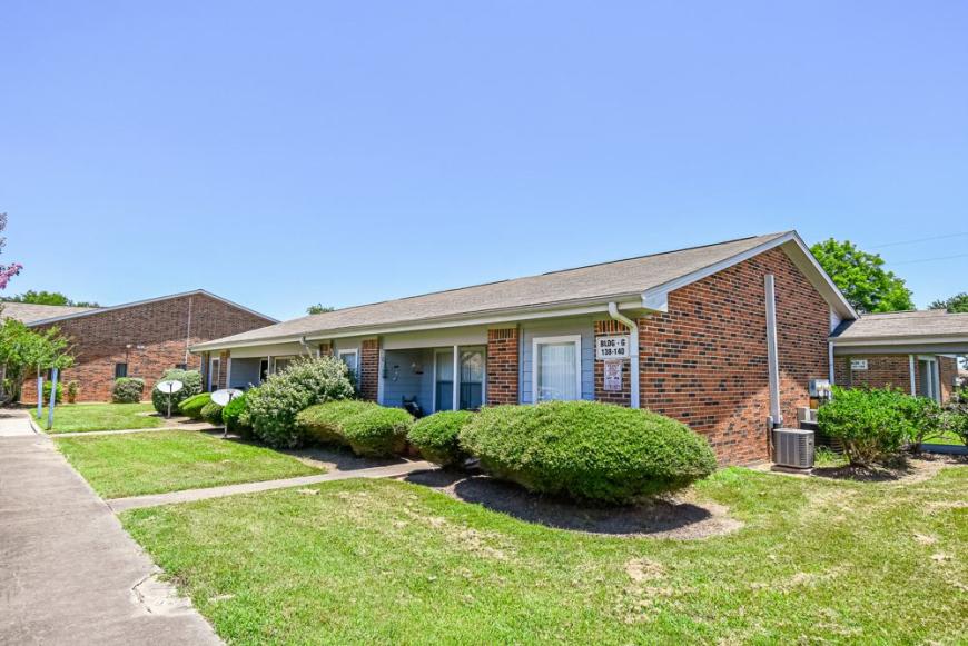576 Ellen Powell Dr. – photo 5
