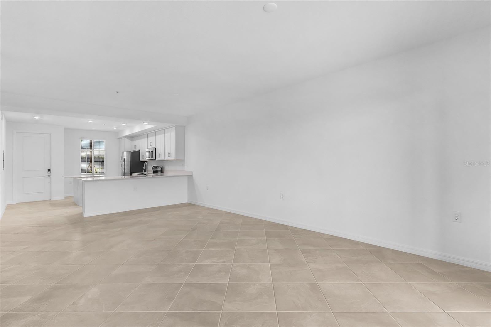 14191 Heritage Landing Boulevard – photo 4