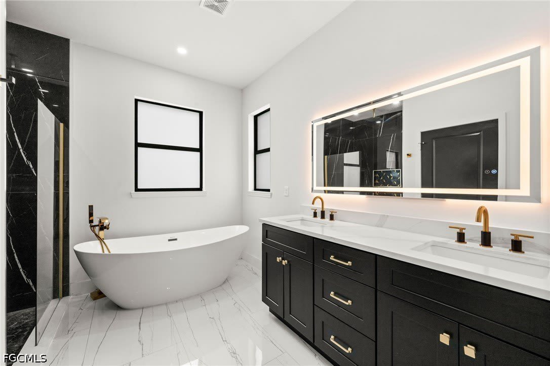 14 Truman Avenue – photo 3