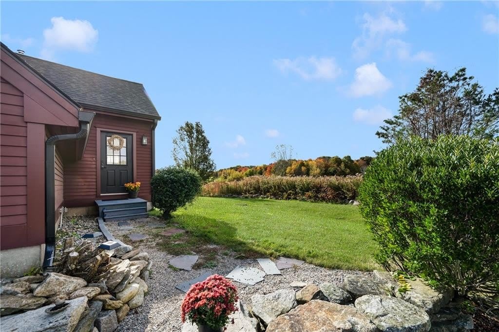 318 Sutton Street – photo 3