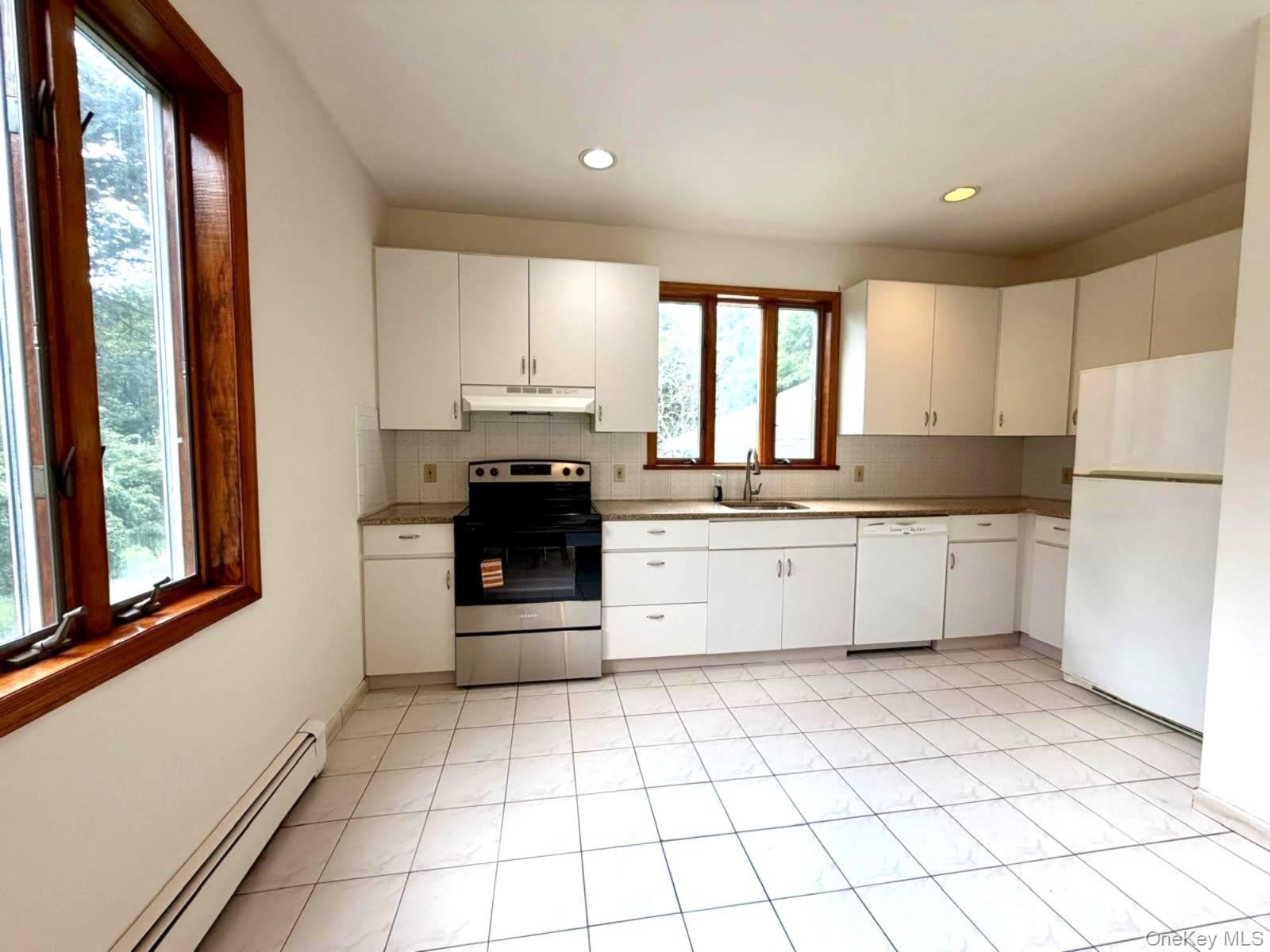 110 Baron De Hirsch Road – photo 5