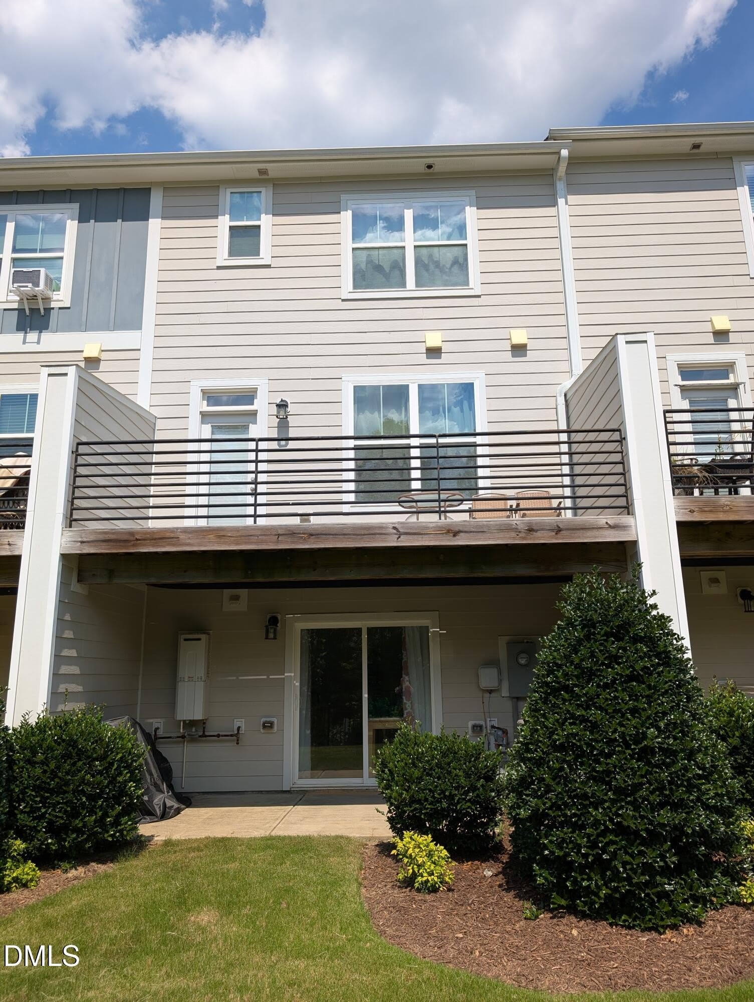 516 Skymont Drive – photo 2