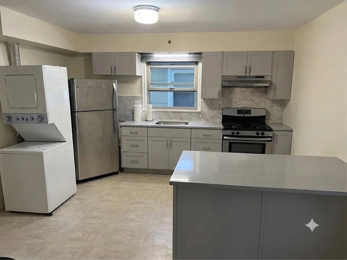100 HANCOCK AVE – photo 1