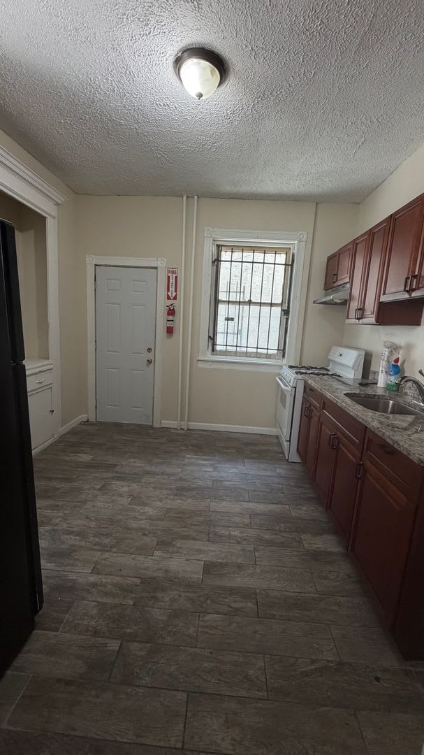 4303 N Franklin St – photo 4