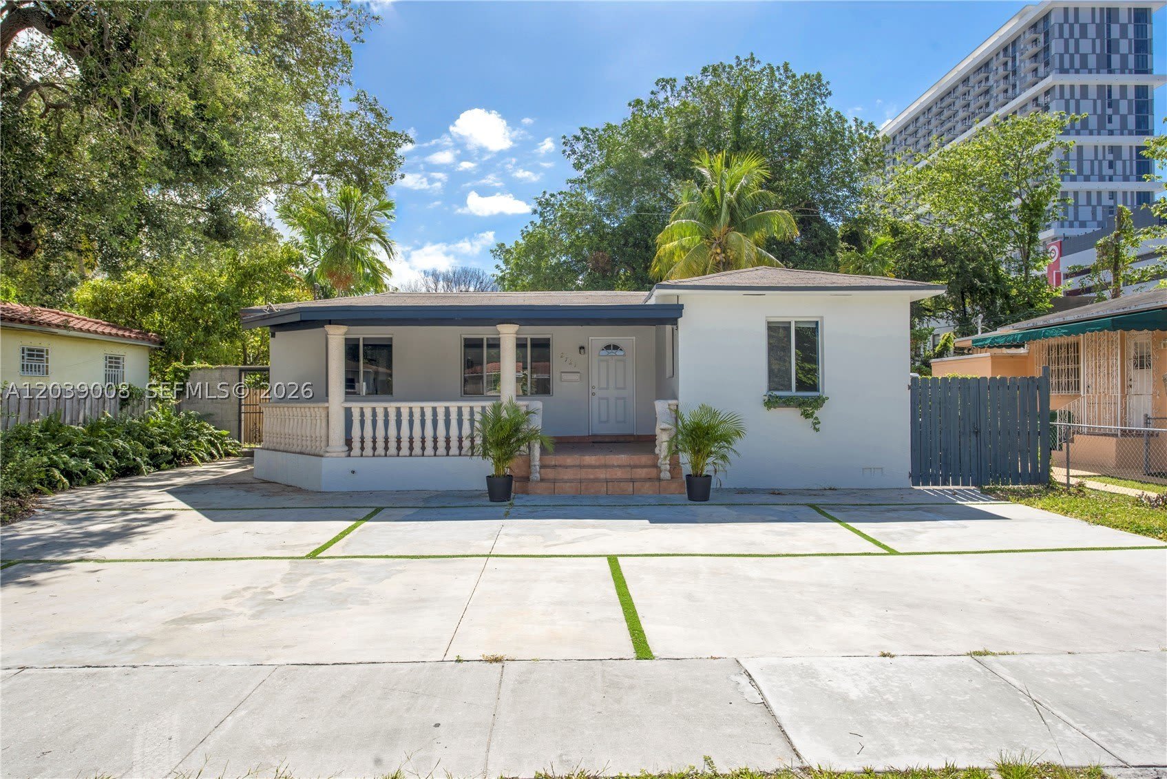 2721 SW 29th Ct – photo 1