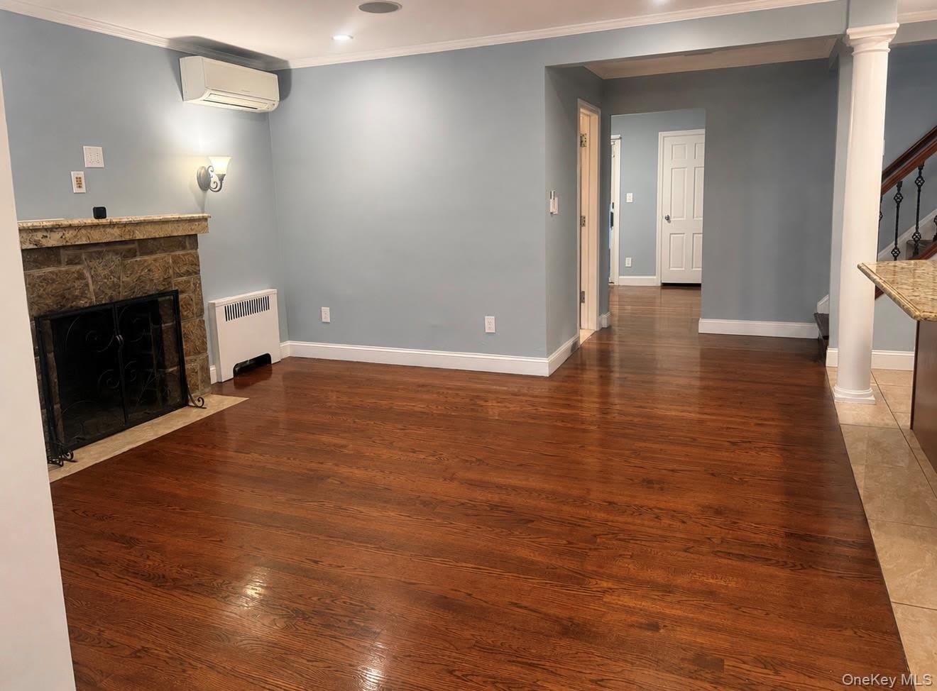 302 Oakford Street – photo 4