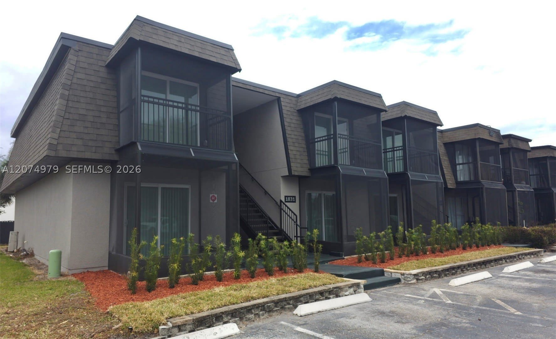 2023 S Semoran Blvd – photo 1