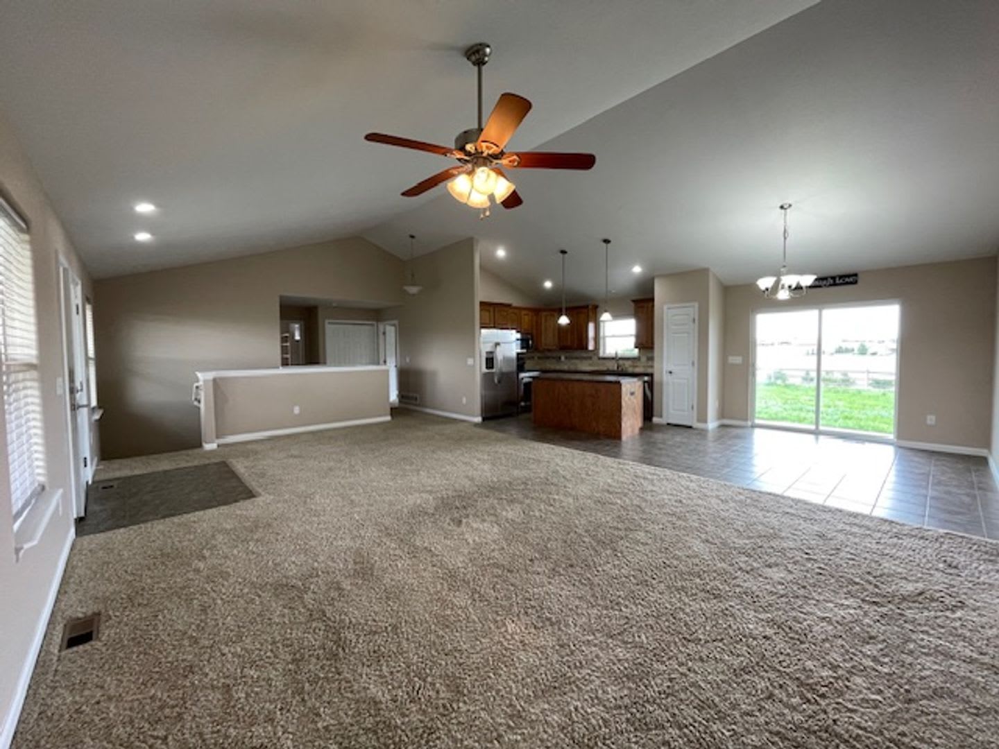 House For Lease – photo 4